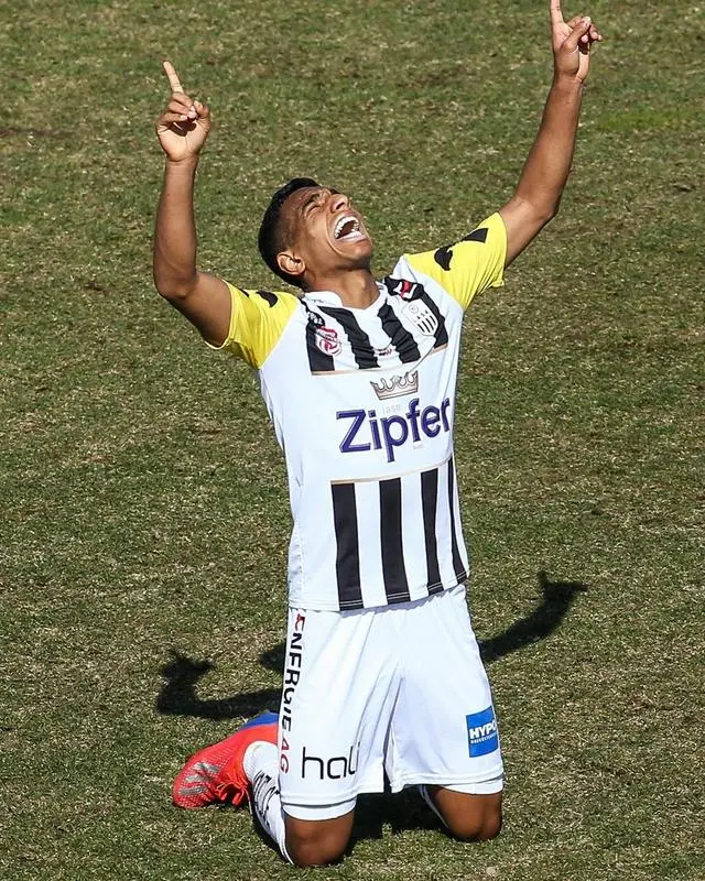 ayx-冲刺阶段波尔图备战欧联，完成体检细节曝光，态度坚定，球队文化再被提及的简单介绍